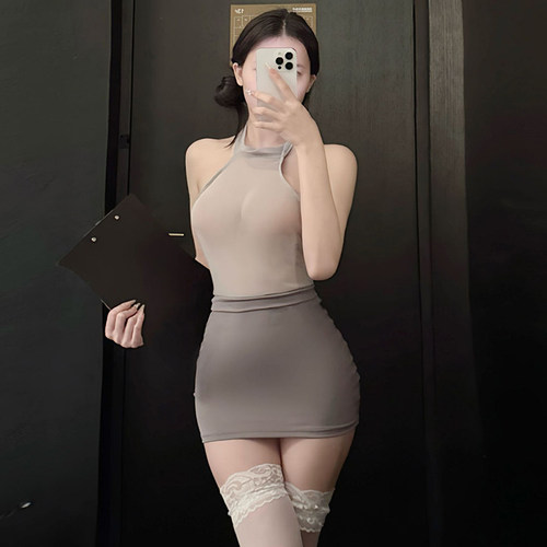 夜店女王挂脖露背御姐睡衣