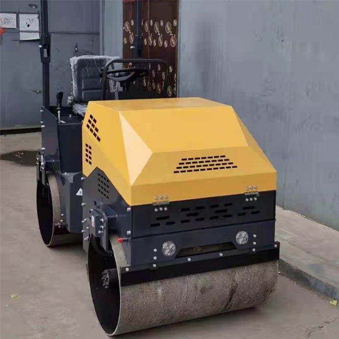 滚供应小型1吨2压吨草坪压机 小轮型压路机械双钢液372草坪滚压机