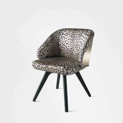 Robertocavalli轻奢罗伯特KeyWest怀抱样式餐椅别墅豹纹印花餐椅