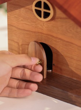 黑胡桃小木飞屋房子摆件实木质制可爱H存钱罐家居装饰乔迁节日礼