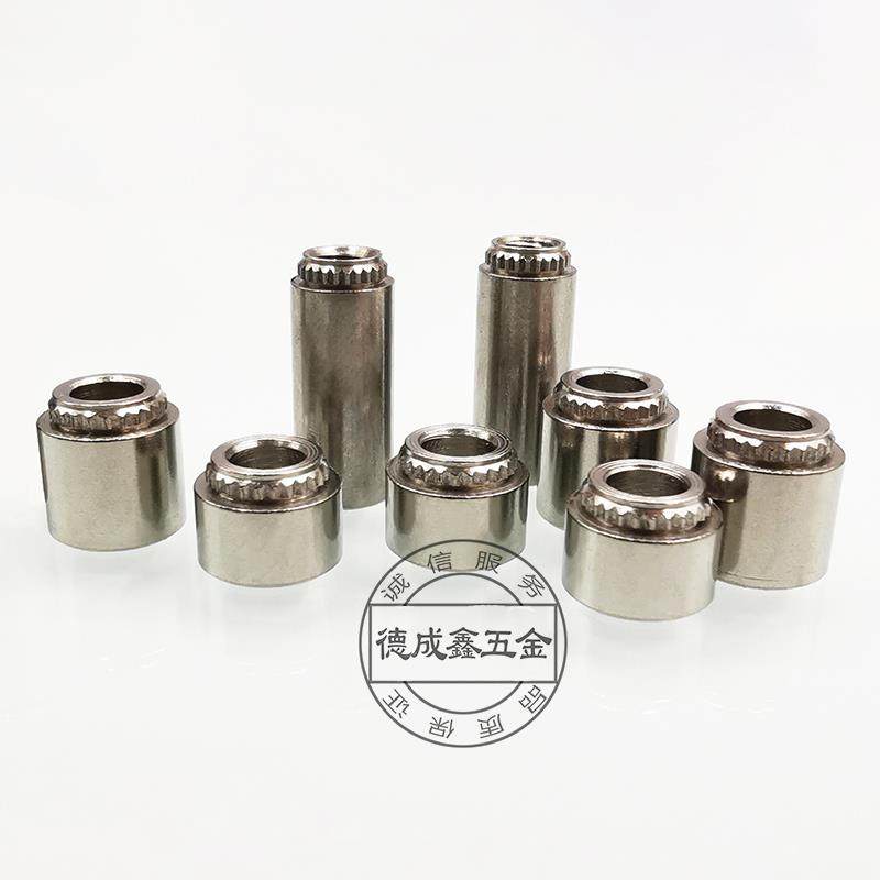 KFSE-3.6-3/4/6/8/10/12/14/16不锈钢光孔无螺纹挤压螺母柱本色