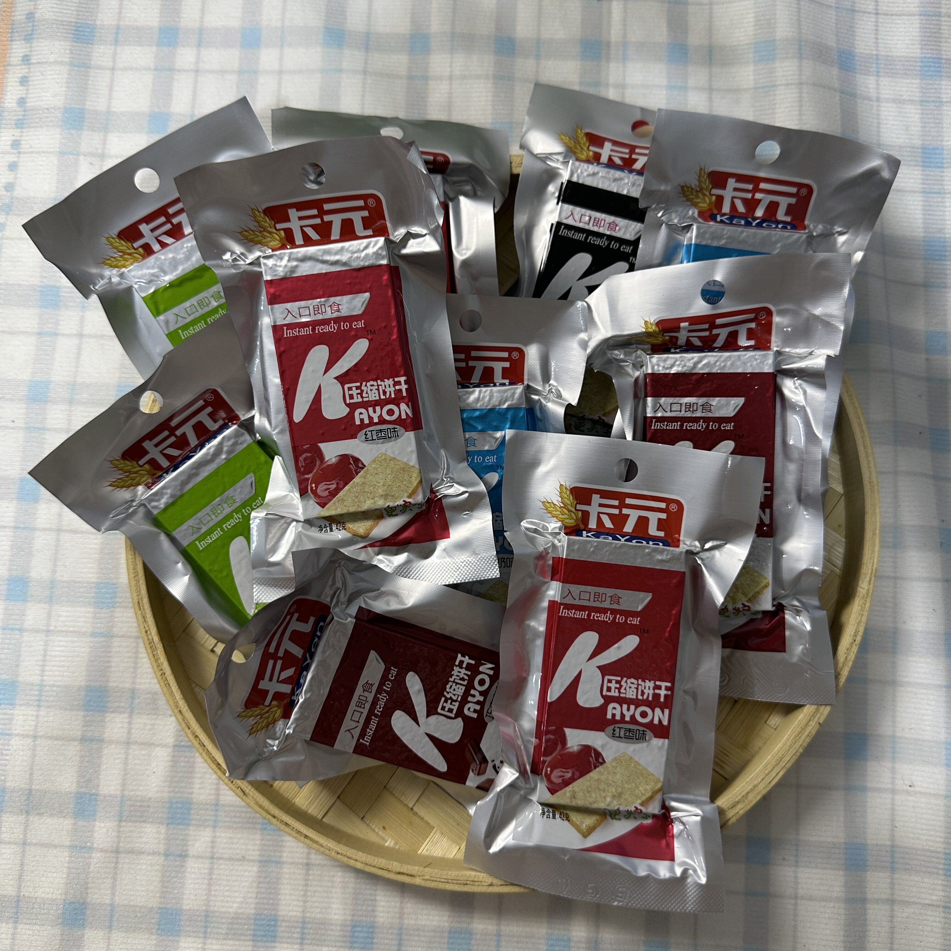 【严选】卡元压缩饼干营养早餐五谷杂粮代餐饱腹户外干粮抗饿充饥