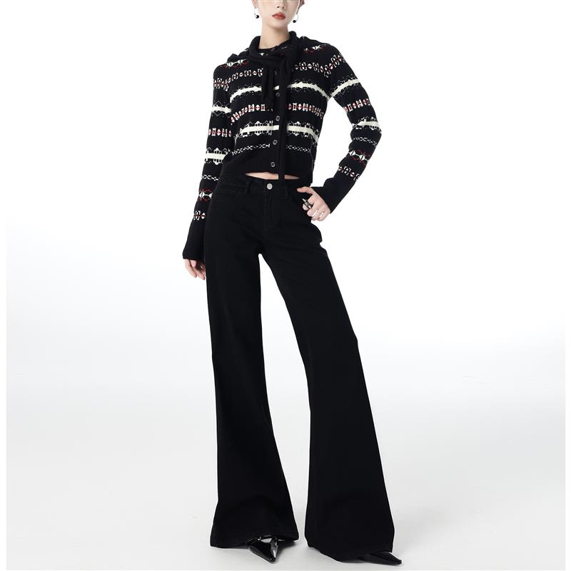 温姗美式辣妹低腰牛仔裤女秋冬修身显瘦百搭不贴腿加绒宽版微喇裤