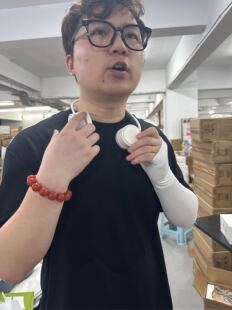 457高端挂脖风扇1个