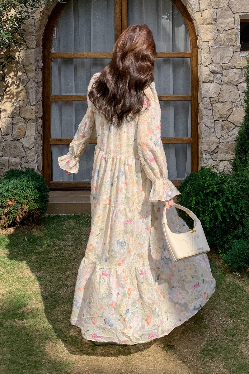 田园风长袖碎花连衣裙女春秋2025超火好看高级感绝美宽松显瘦长裙,女装连衣裙,2C211