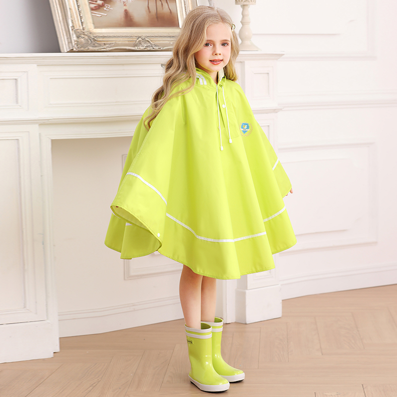 2023新款日式时尚儿童轻便雨衣斗篷宝宝小学生雨披女孩男孩电动车