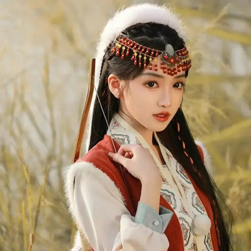 蒙古额饰复头链沙漠拍照