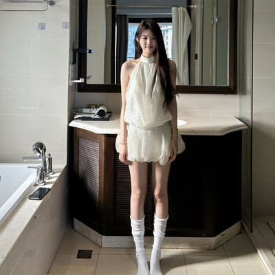 性感纯欲风白色波点挂脖连衣裙夏