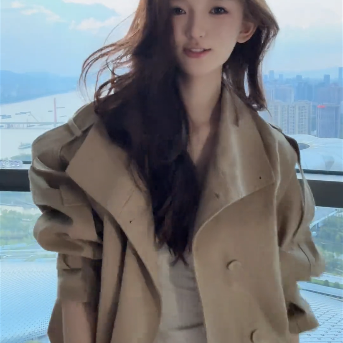 美式复古翻领短款风衣外套夹克女