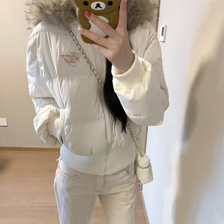 白色大毛领连帽短款羽绒服外套女