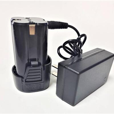 关心 16.8V洗车机高压水枪清洗机刷车水泵充电器锂电池