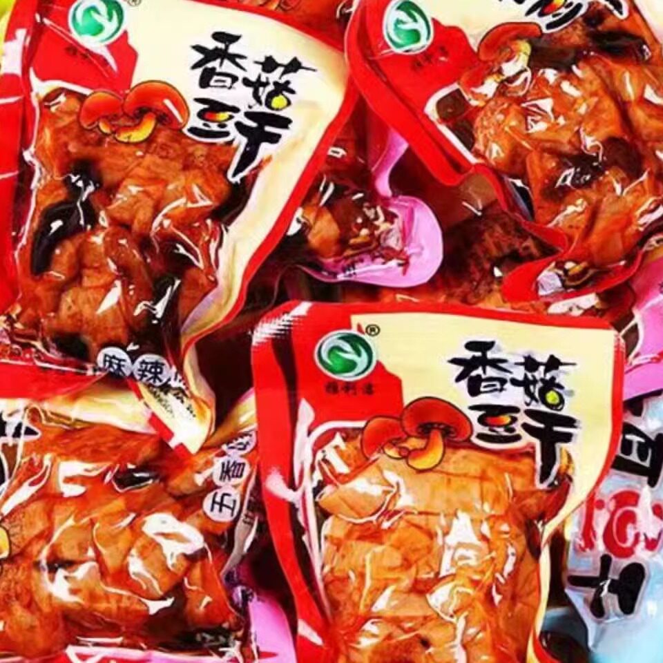 网红麻辣豆腐干小包装辣条手撕五香豆干香菇充饥夜宵小零食