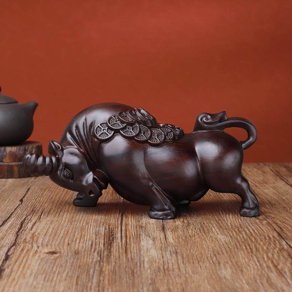 黑檀木雕金钱牛摆件花梨木牛气冲天木雕创意家居工艺装饰送礼品