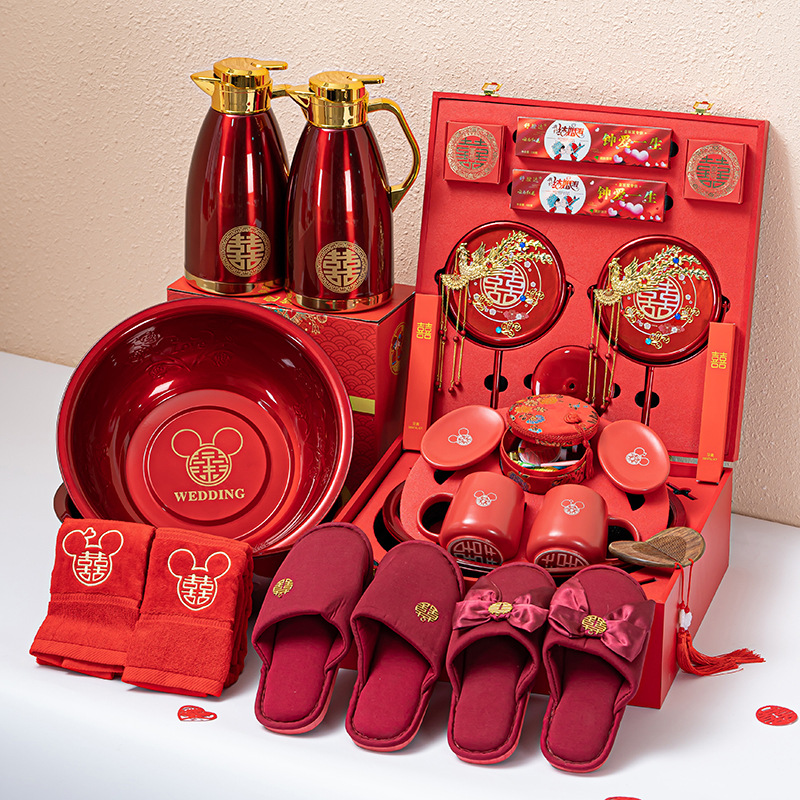 结婚陪嫁用品行李箱套装高级洗漱杯喜盆陪嫁木箱方新娘嫁妆婚庆