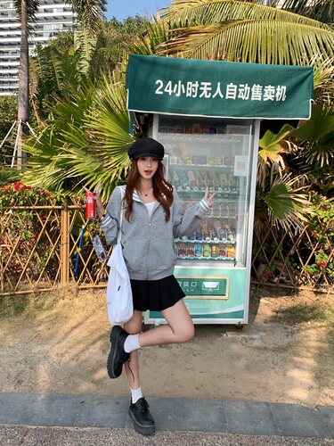 2026新款秋季韩版宽松显瘦百搭圆领长袖卫衣女休闲百搭kt上衣外套