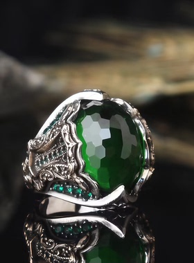 新款镶嵌绿色宝石戒指男欧美时尚复古指环饰品