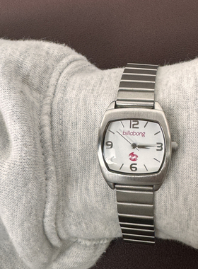 Awateoftime浪费时间 中古手表小众复古数字显示方形金属石英手表