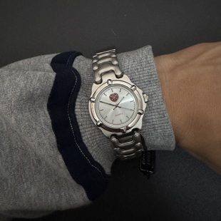 Awasteoftime浪费时间 银色中古手表vintage爱心小众设计圆形腕表