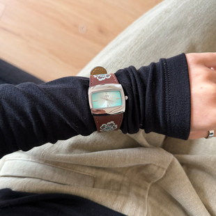 Awasteoftime浪费时间原创复古经典花皮带小棕表方形小众石英手表