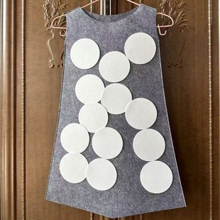 极简毛毡衣服样板房衣软装 衣帽间模 搭配衣柜展厅毛毡衣服贴花款