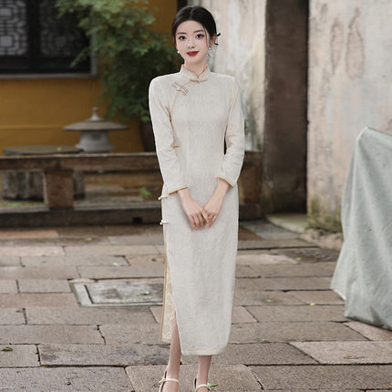 直销长款旗袍2025年春夏少女高级感日常蕾丝新中式长袖订婚领证连