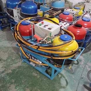 聚氨酯发泡机小型外墙发泡机小型板材夹层浇筑填充黑白料喷涂机