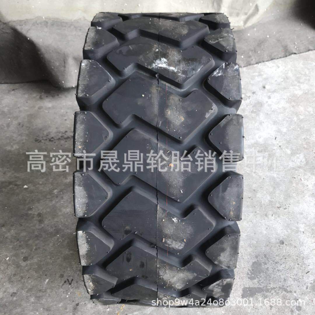 小型装载机轮胎23.5-16 23.5/70-16 20.5-16 20.5/70-16 16/70-20