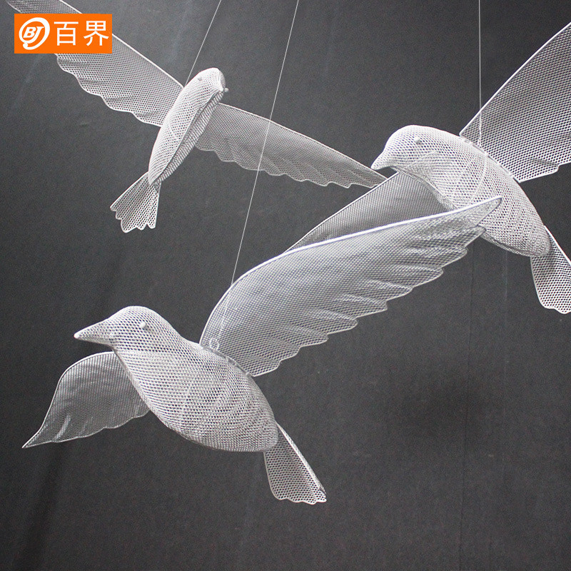 百界新款铁艺发光飞鸟吊顶装饰婚庆道具带翅膀空中舞台挂件婚礼