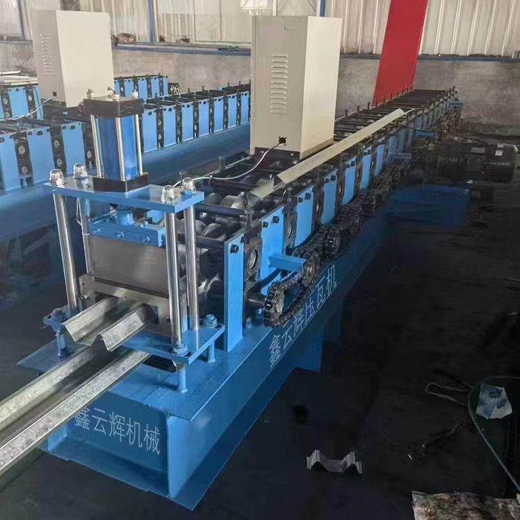 M型水槽机厂 锌铝镁光伏走道板机金属成型设备 M型水槽机厂,机械设备,其他机械设备,淘宝优惠券,粉丝福利购,淘宝优惠卷