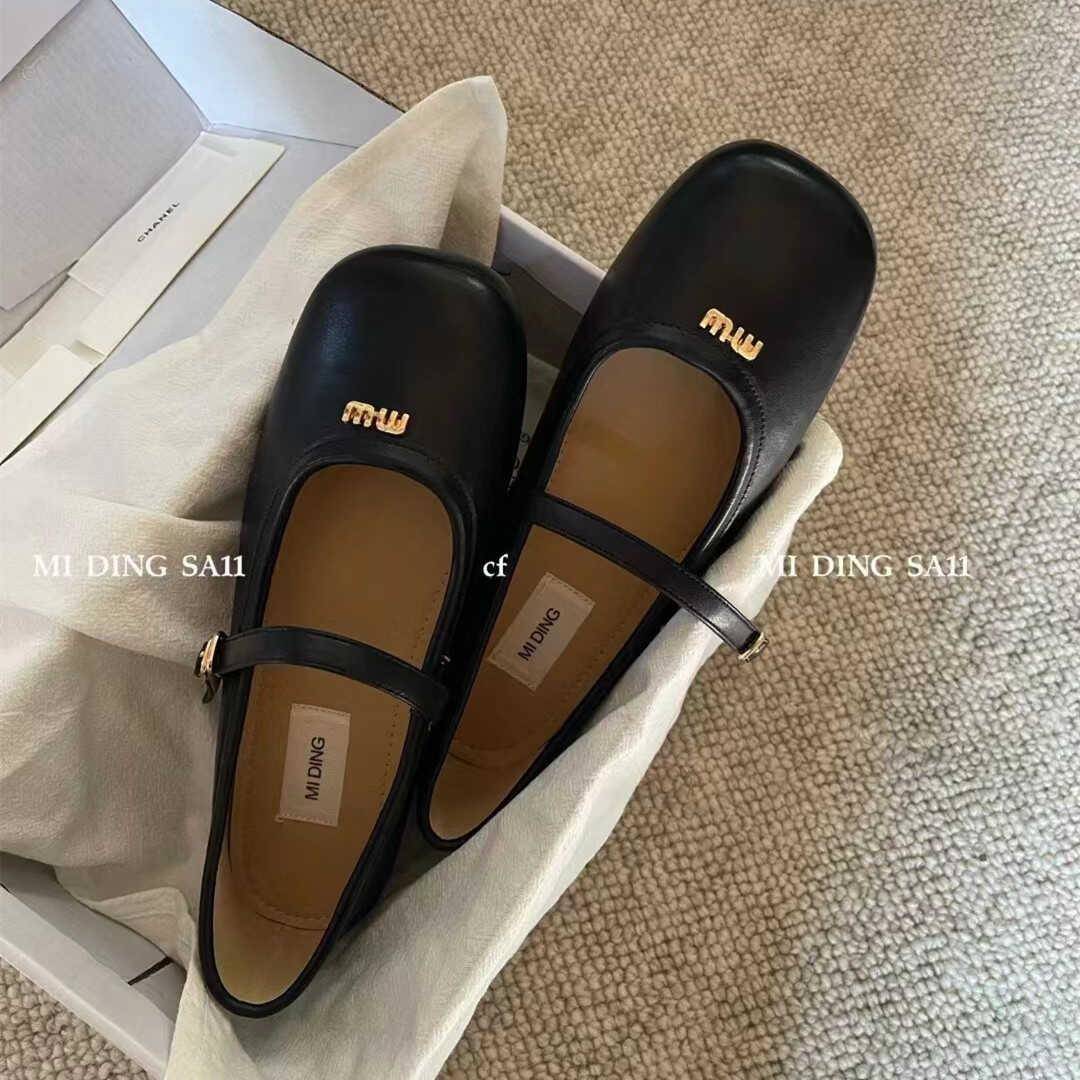 旗舰款巨软～字母扣件复古气质玛丽珍鞋平底圆头舒适小单鞋春秋小
