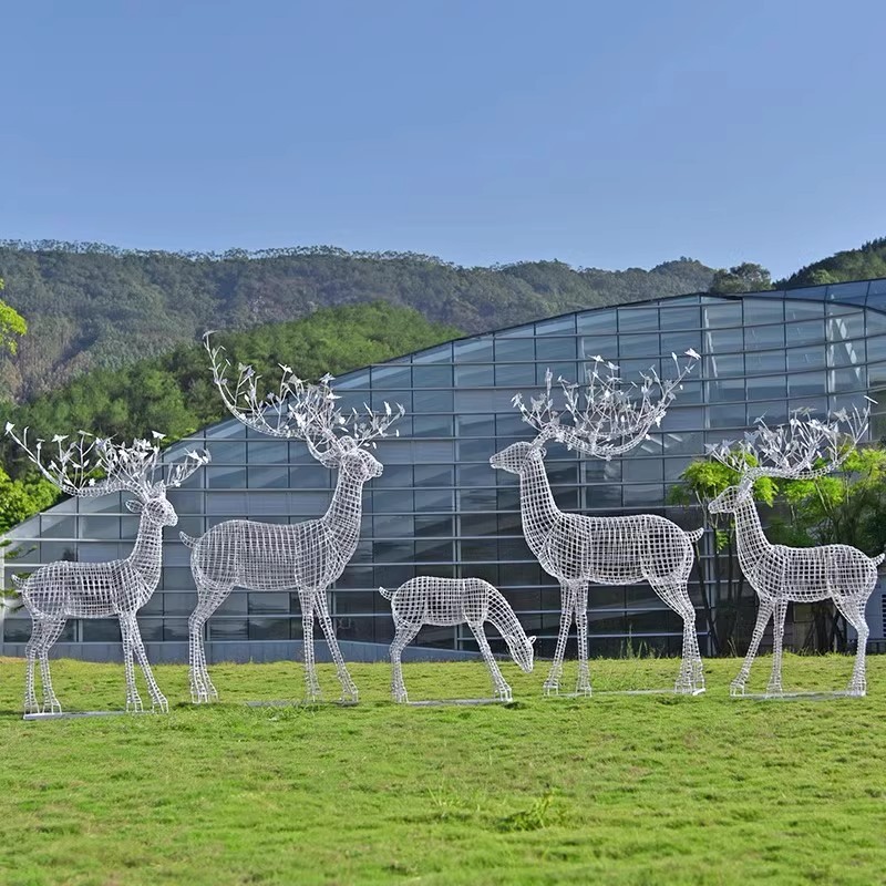 户外不锈钢铁艺镂空钢丝梅花鹿雕塑园林景观草坪大型动物装饰摆件