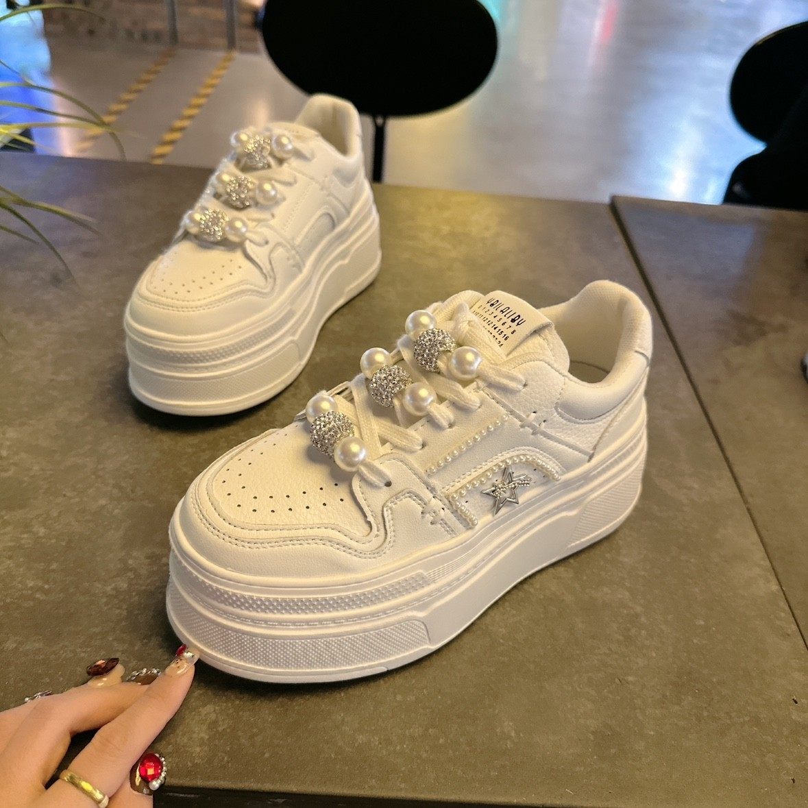 欧货重工水钻厚底松糕鞋2024春新款增高小白鞋轻便休闲运动鞋女潮,女鞋,时尚休闲鞋,淘宝优惠券,粉丝福利购,淘宝优惠卷