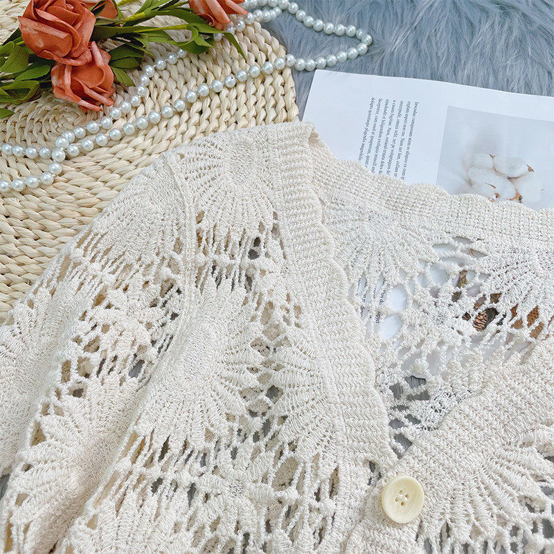 新品防晒开衫女夏白色慵懒风钩花镂空外搭薄款外套冰丝宽松针织空