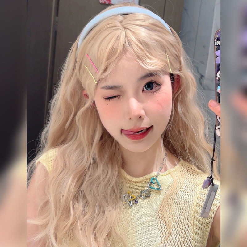 程铭假发女白金色羊毛卷长卷发自然仿真发蛋卷刘海lolita全头套式