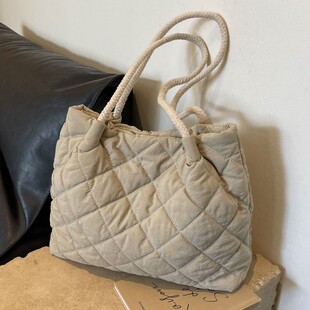 秋冬百搭大容量通勤托特包包女士2025新款 新品 简约休闲单肩黑色棉