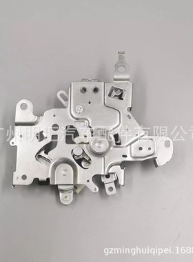 69630-26210适用于丰田海狮KDH200TRH221右侧中门锁机滑动门锁