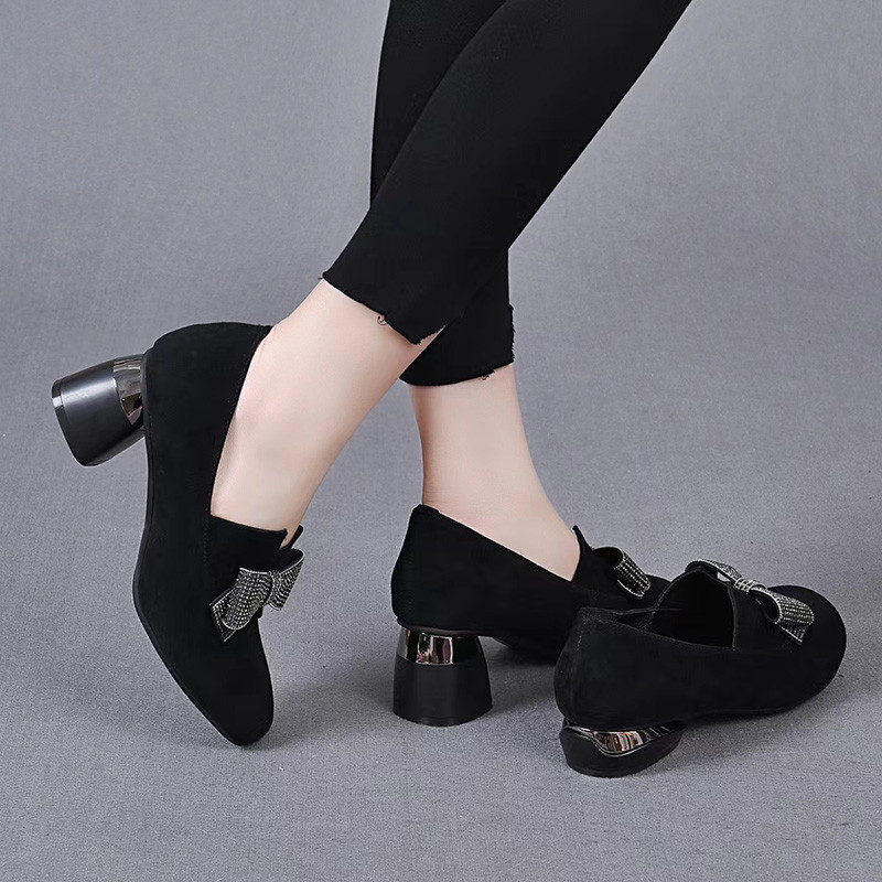 ɫ 2.5 34 ֱƤڵЬĥɰƤ¿ָٴˮŮЬһŵС165.61Ԫ