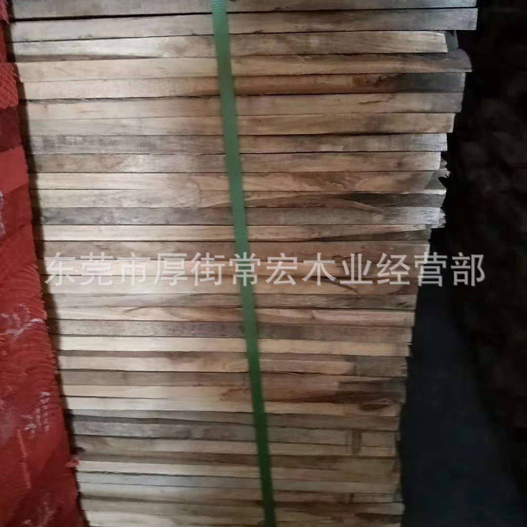 厂家批发湖南香樟木板材耐腐蚀樟子松天然木料原木香樟木烘干木板