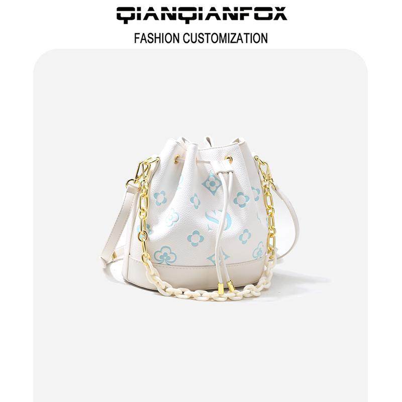 女士手提包包2025新款大容量抽绳水桶包高级感链条包,箱包皮具/热销女包/男包,水桶包,淘宝优惠券,粉丝福利购,淘宝优惠卷