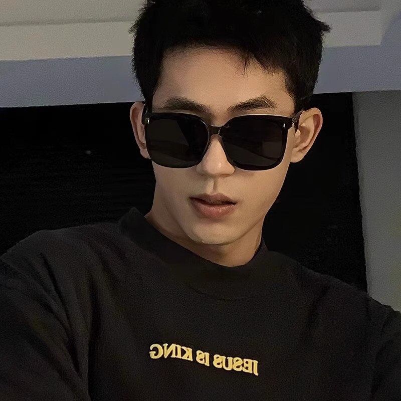 明星网红同款墨镜女2025新款偏光太阳眼镜男蹦迪防紫外线防晒显瘦
