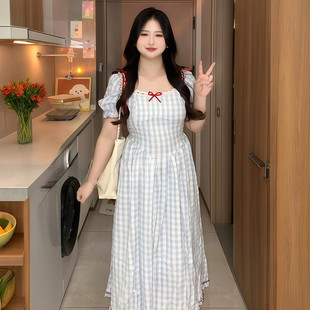 微胖mm收腰显瘦蓬蓬 高货大码 女装 甜美蓝色格子方领短袖 连衣裙夏季
