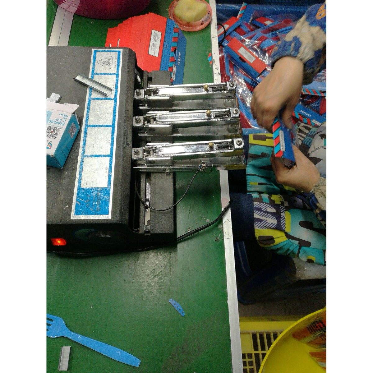 达芬贝工厂自动纸卡订书机小钉子订书机钉纸卡钉 12#10#订书机,文具电教/文化用品/商务用品,订书机,淘宝优惠券,粉丝福利购,淘宝优惠卷