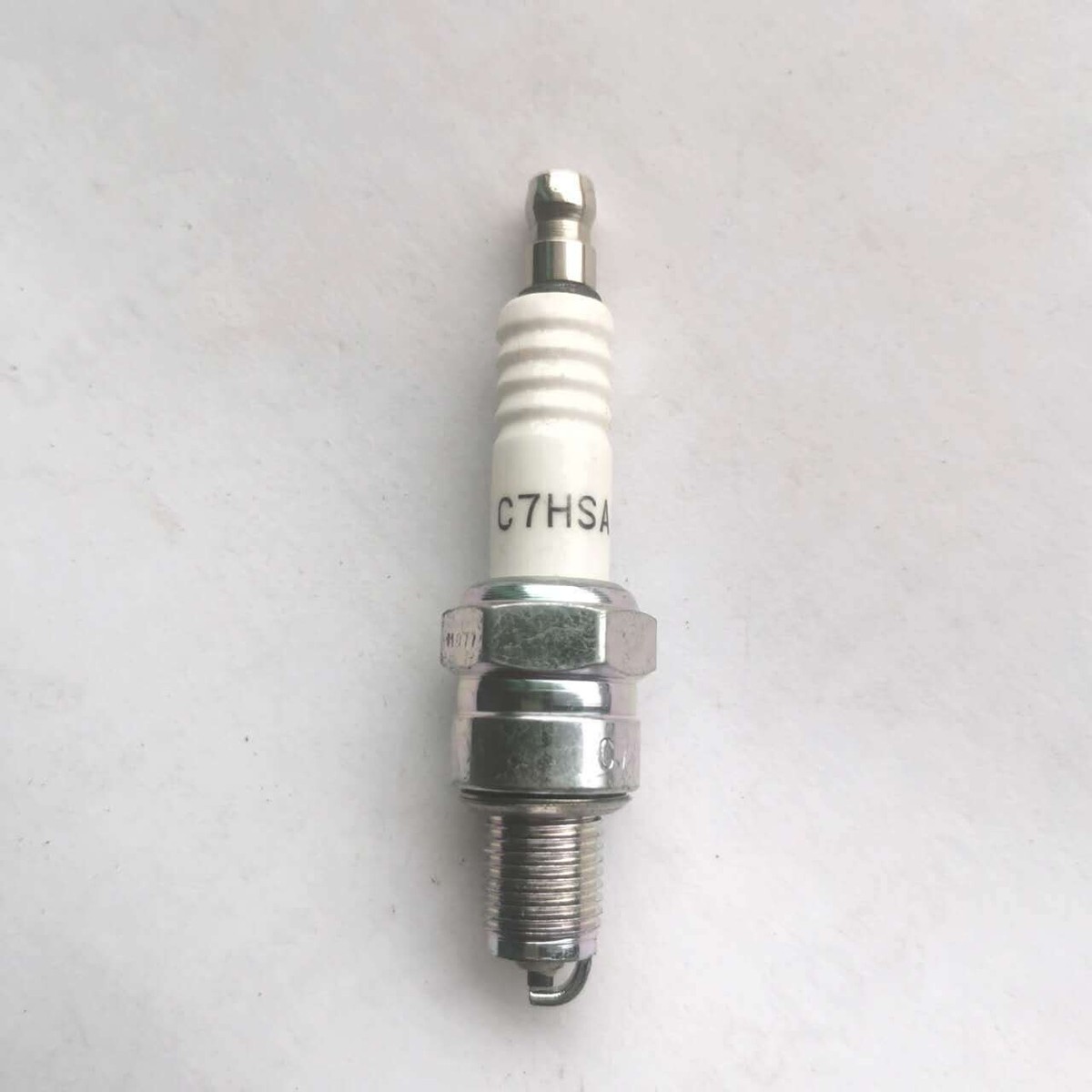 C7HSA 4629摩托车火花塞70/80/90/110踏板车火花塞4429沙滩车火咀