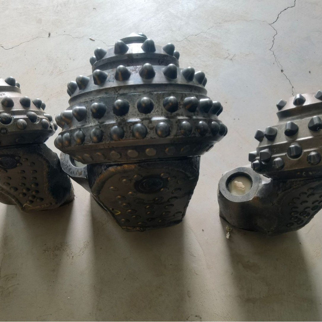 厂家供应牙轮掌片三牙轮掌片牙轮单片扩孔器牙掌钻头深井