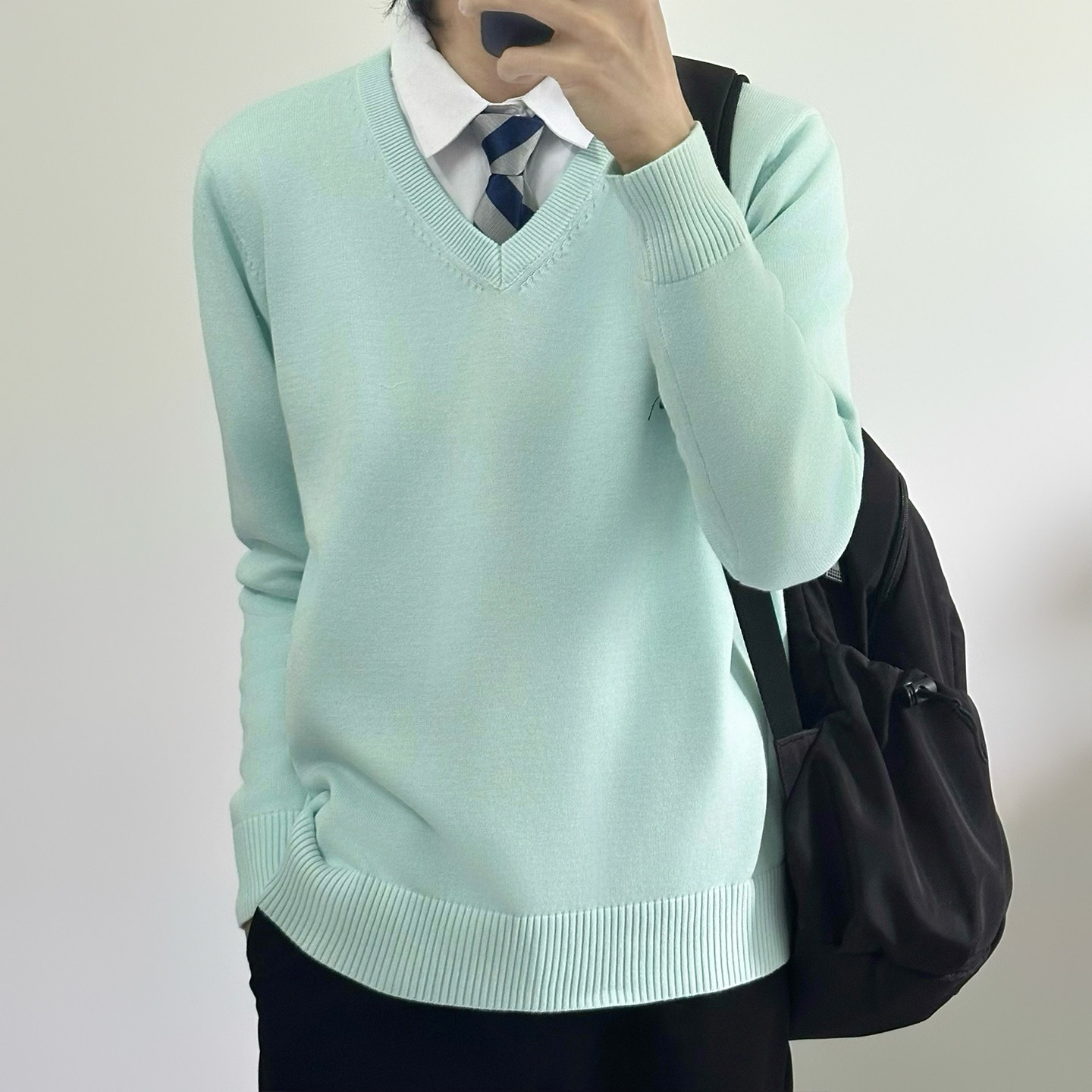 dk日系制服男学生薄荷色内搭套头jk毛衣纯色V领青少年长袖针织衫