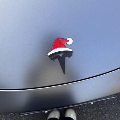 特斯拉车标圣诞帽3D立体车贴圣诞老人帽子车标创意汽车尾标贴