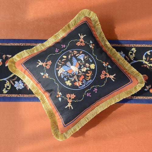 轻奢复古高级感皱丝缎印花流苏沙发抱枕别墅客厅样板房腰枕靠垫