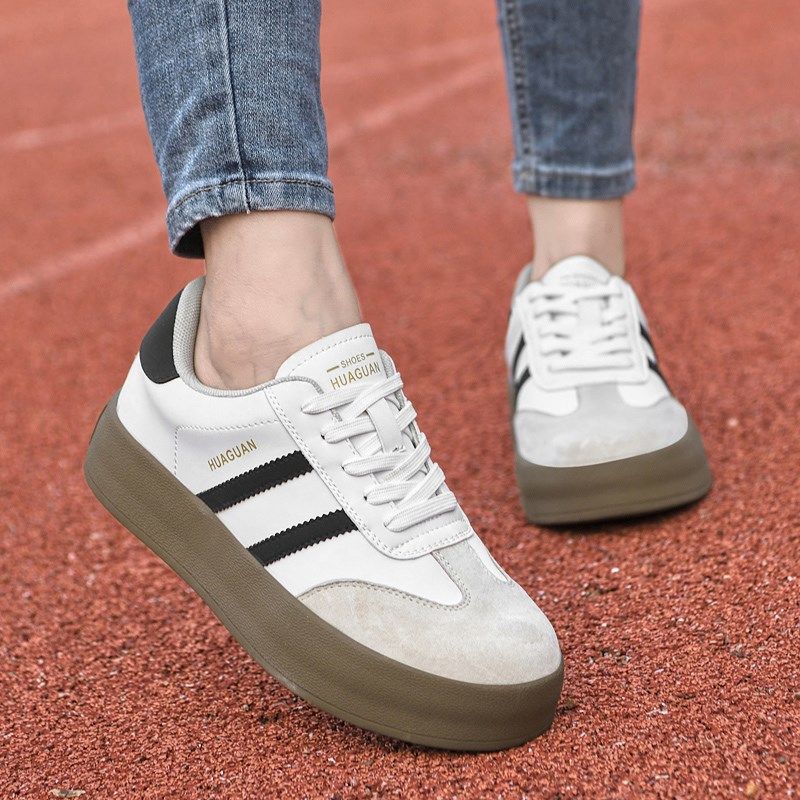 劳保鞋女款2024新款夏季轻便透气防臭安全防砸鞋久站不累德训鞋女