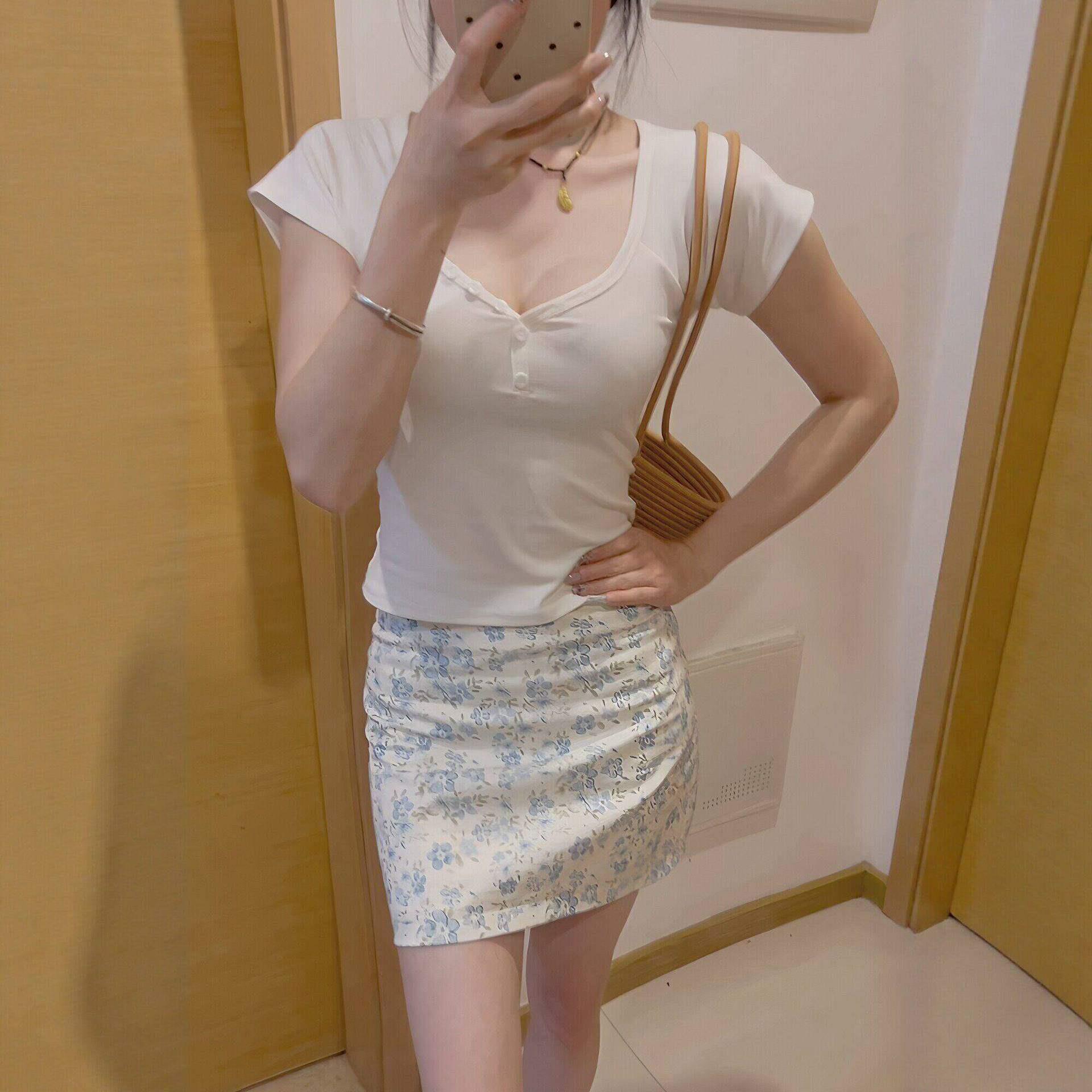 小清新碎花高腰显瘦小个子包臀裙气质绝美直筒a字半身辣妹短裙女