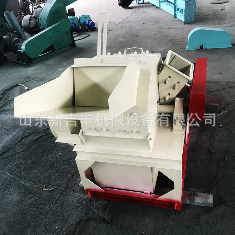 移动式果园碎枝机绿化杂草树根粉碎机双进料口木头边角料粉碎机